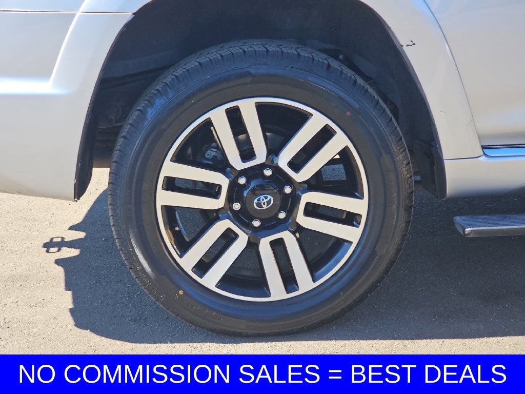 Used 2022 Toyota 4Runner Limited AWD/4WD image 37