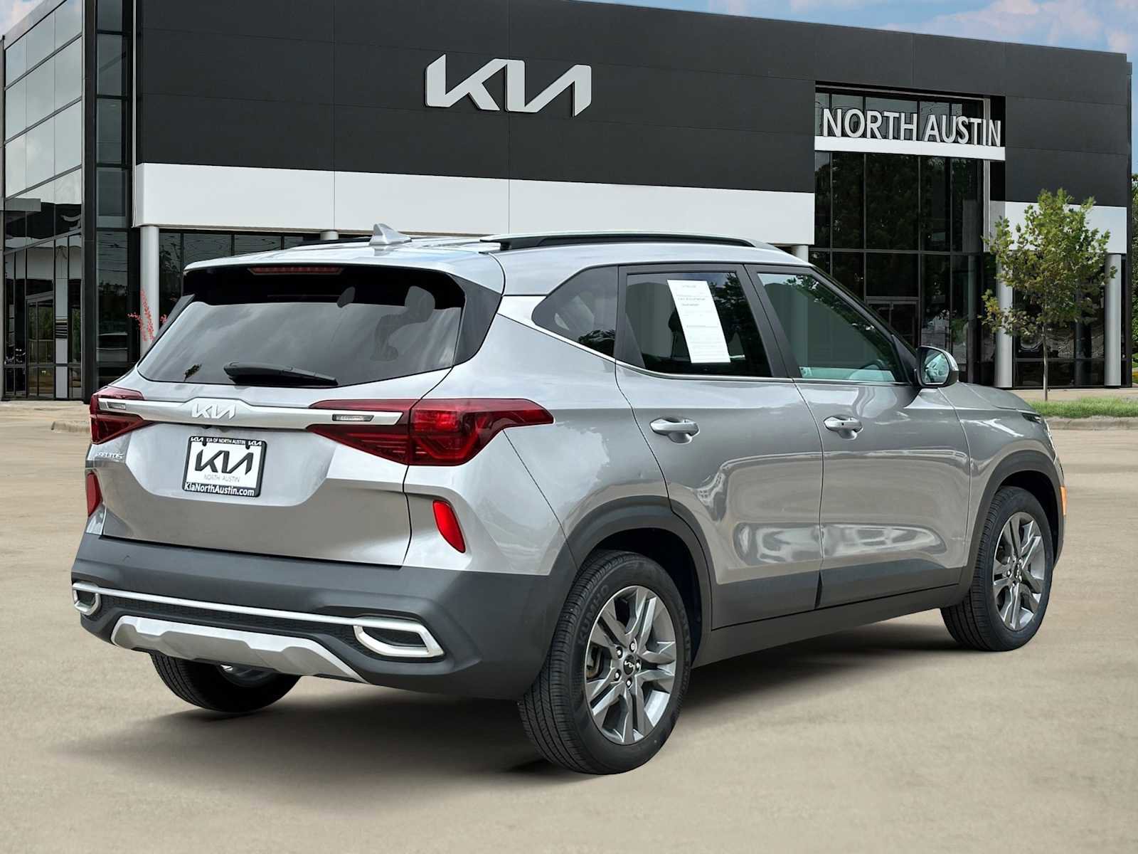 Certified 2022 Kia Seltos S image 5