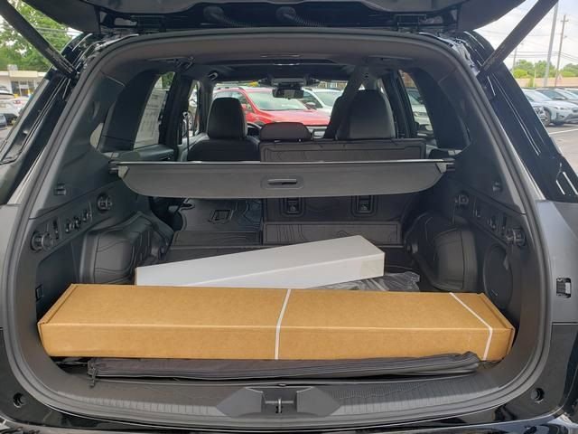 Used 2025 Subaru Forester Touring w/ Touring Package image 5