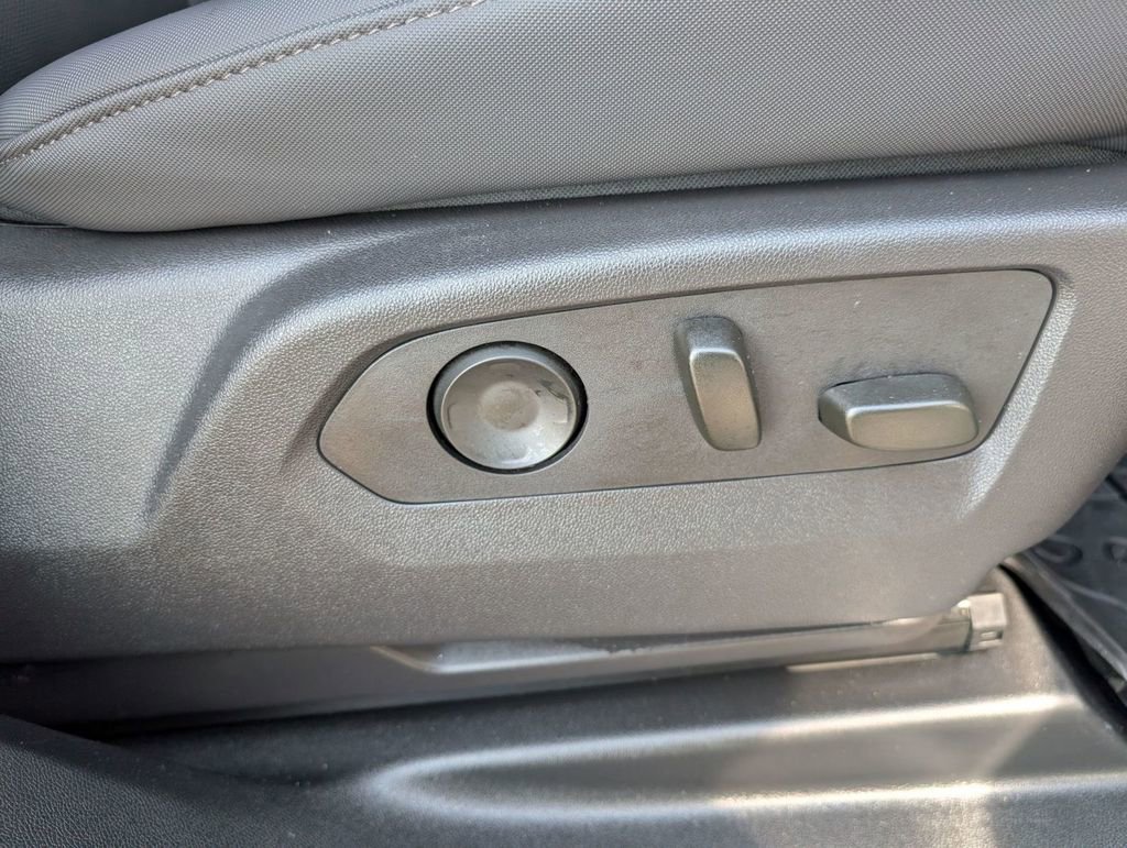 Used 2024 GMC Hummer EV 3X w/ LPO, Cargo Utility Package image 48