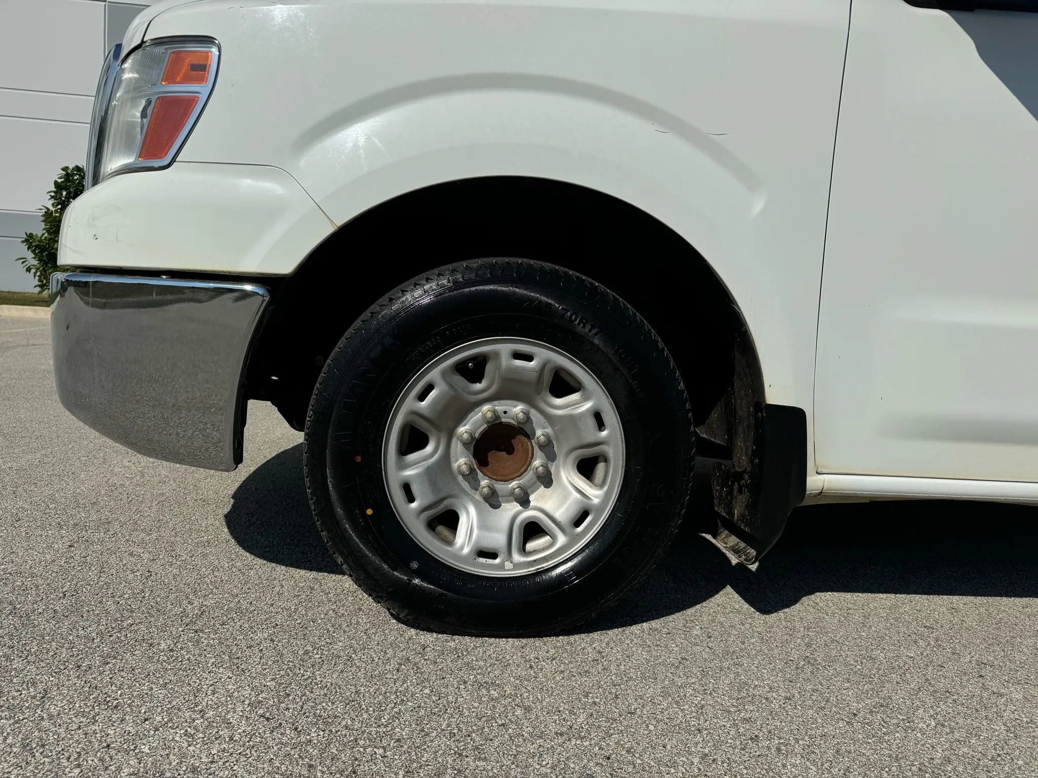 Used 2015 Nissan NV 2500 SL image 18