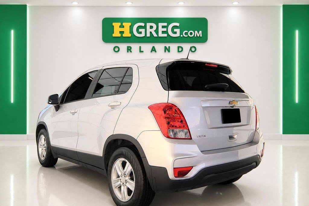 Used 2022 Chevrolet Trax LS w/ Tint and Cruise Package FWD image 2