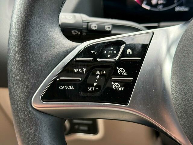 Certified 2025 Mercedes-Benz GLA 250 4MATIC image 28