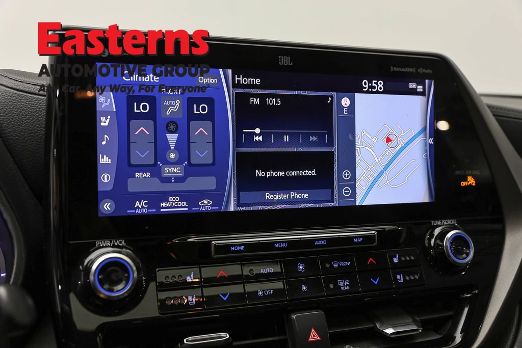 Used 2021 Toyota Highlander Limited AWD/4WD image 19