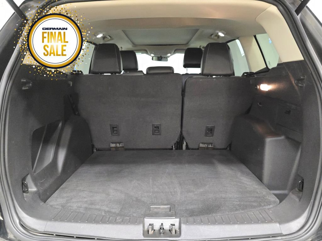 Used 2017 Ford Escape SE w/ SE Sport Appearance Package image 18