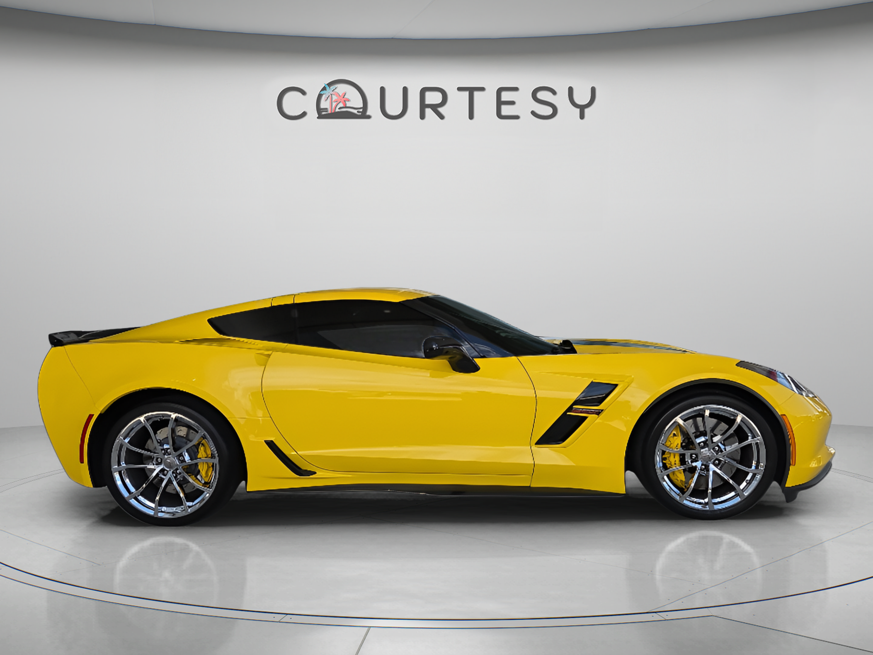 Used 2019 Chevrolet Corvette Grand Sport w/ Carbon Flash Badge Package RWD image 6