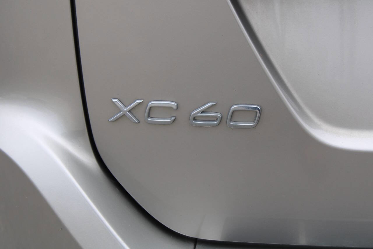 Used 2015 Volvo XC60 T5 Premier image 11