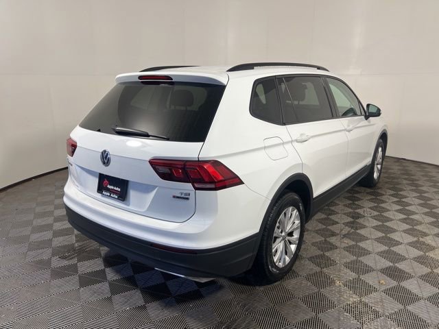 Used 2018 Volkswagen Tiguan S image 9
