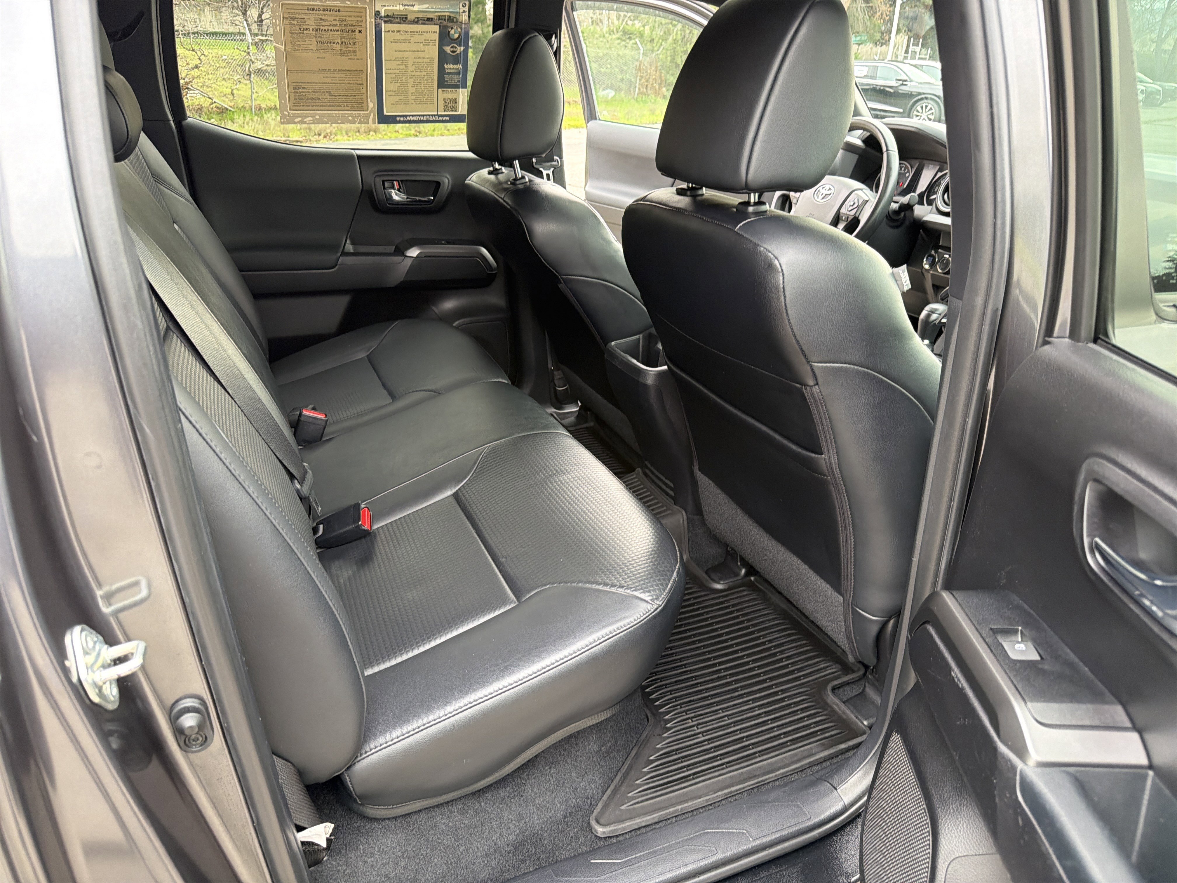 Used 2021 Toyota Tacoma TRD Off-Road image 36