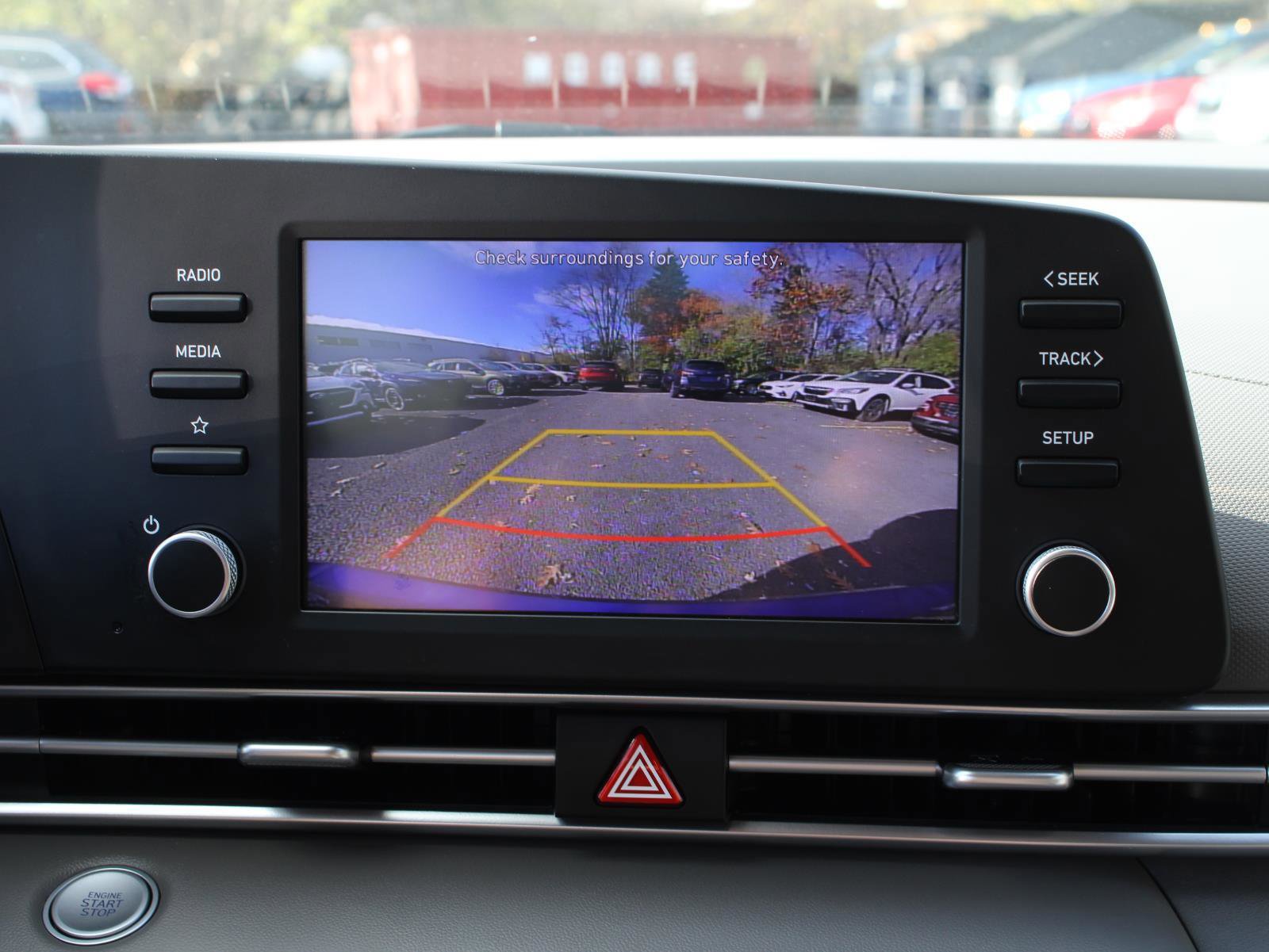 Used 2022 Hyundai Elantra Blue image 12