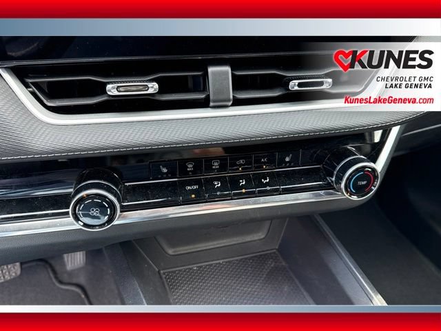 Used 2025 Chevrolet Equinox LT AWD/4WD image 14