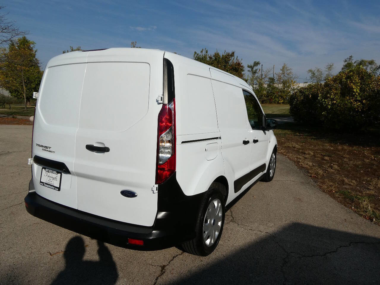 Used 2023 Ford Transit Connect XL image 5