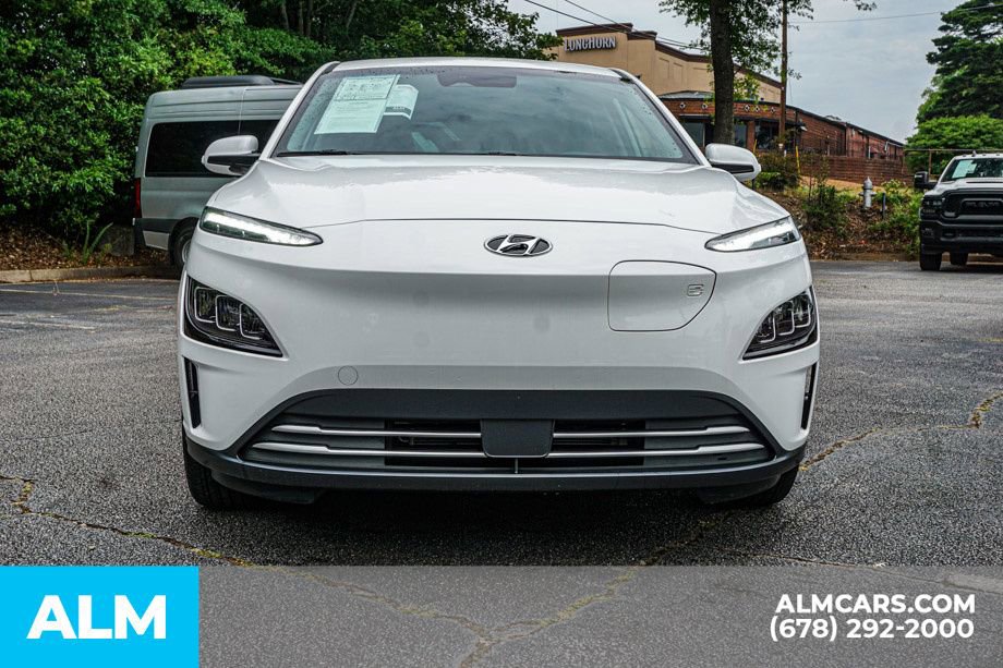 Used 2023 Hyundai Kona Limited w/ Cargo Package FWD image 10