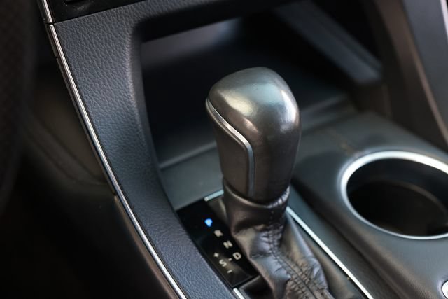 Used 2019 Toyota Avalon Touring FWD image 42