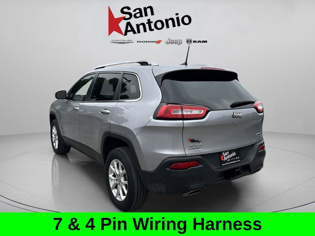 Used 2016 Jeep Cherokee Latitude w/ Trailer Tow Group AWD/4WD image 6