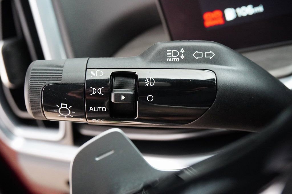 Used 2024 Kia Sorento SX Prestige w/ Olive Brown Leather Package image 22