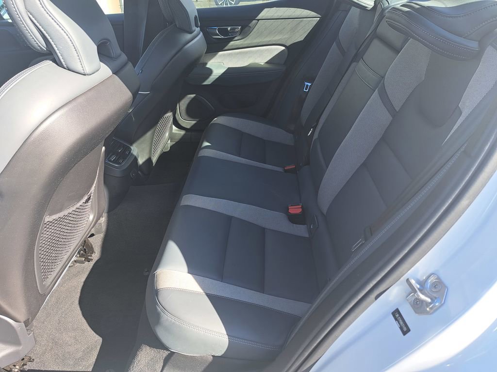 Used 2022 Volvo S60 B5 R-Design w/ Climate Package image 22