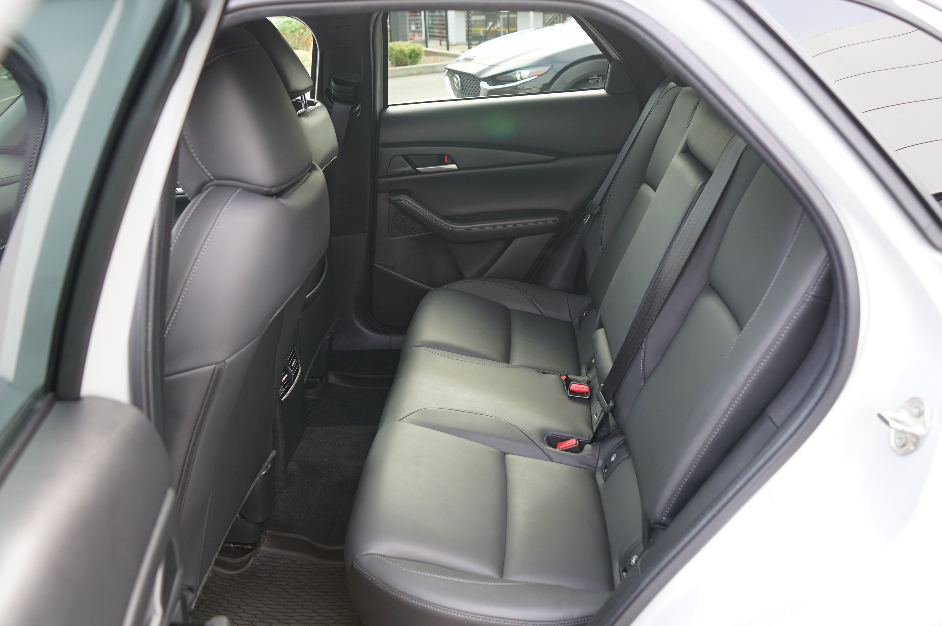 Certified 2024 MAZDA CX-30 AWD 2.5 S w/ Select Sport Pkg image 18