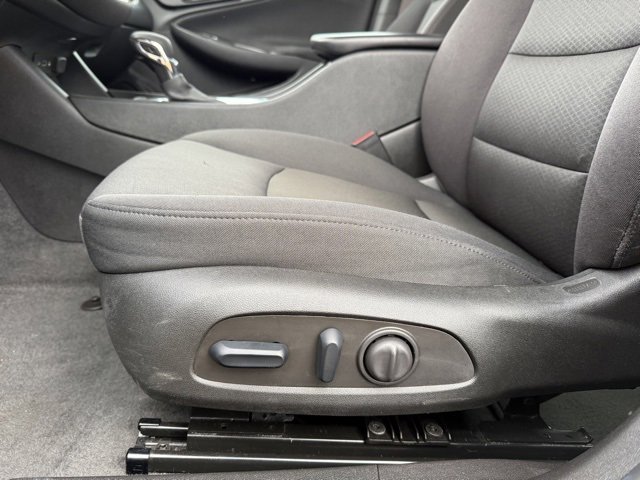 Used 2024 Chevrolet Malibu LT image 13