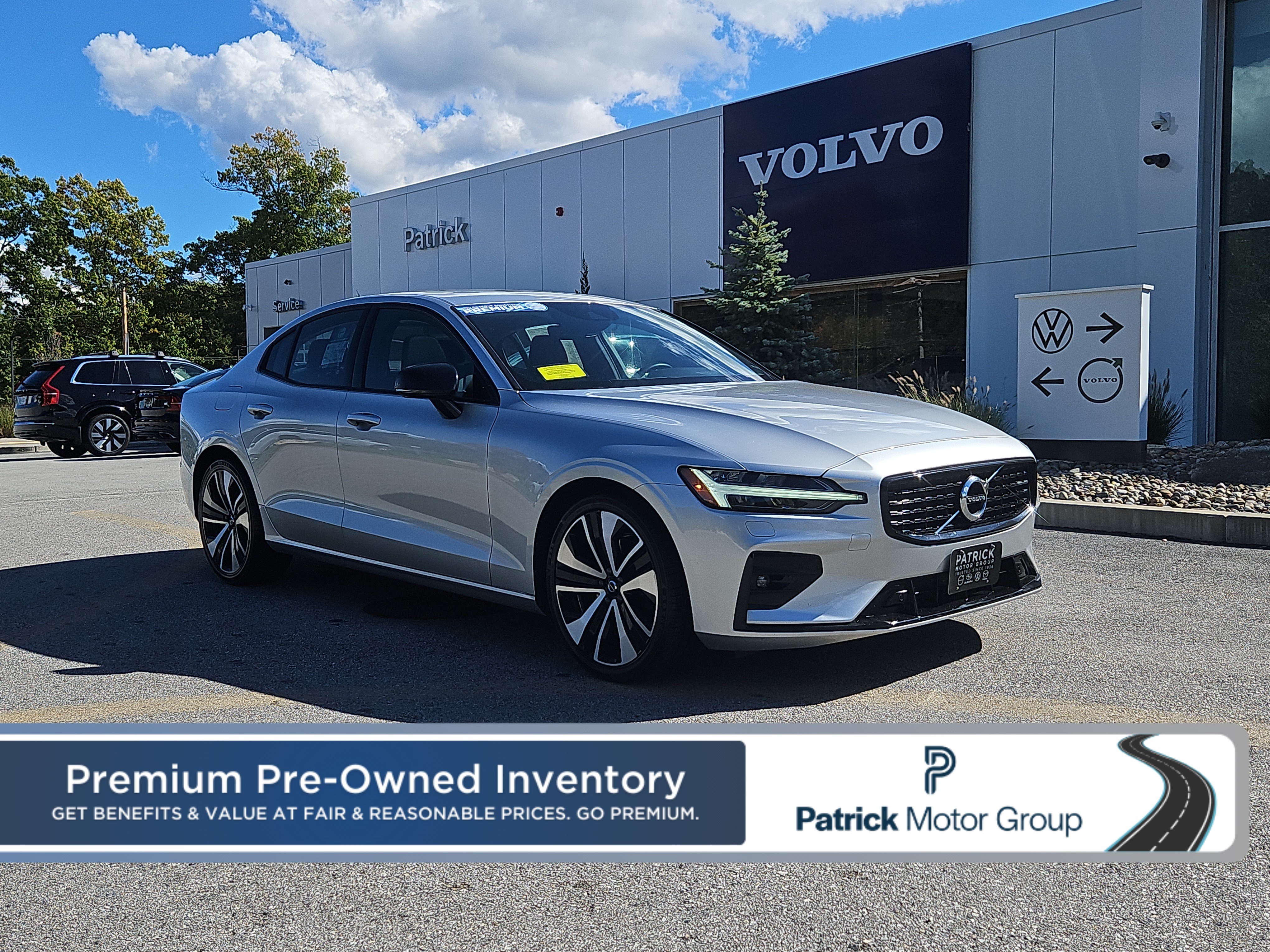 Used 2022 Volvo S60 B5 Momentum w/ Premium Package FWD 360° Tour