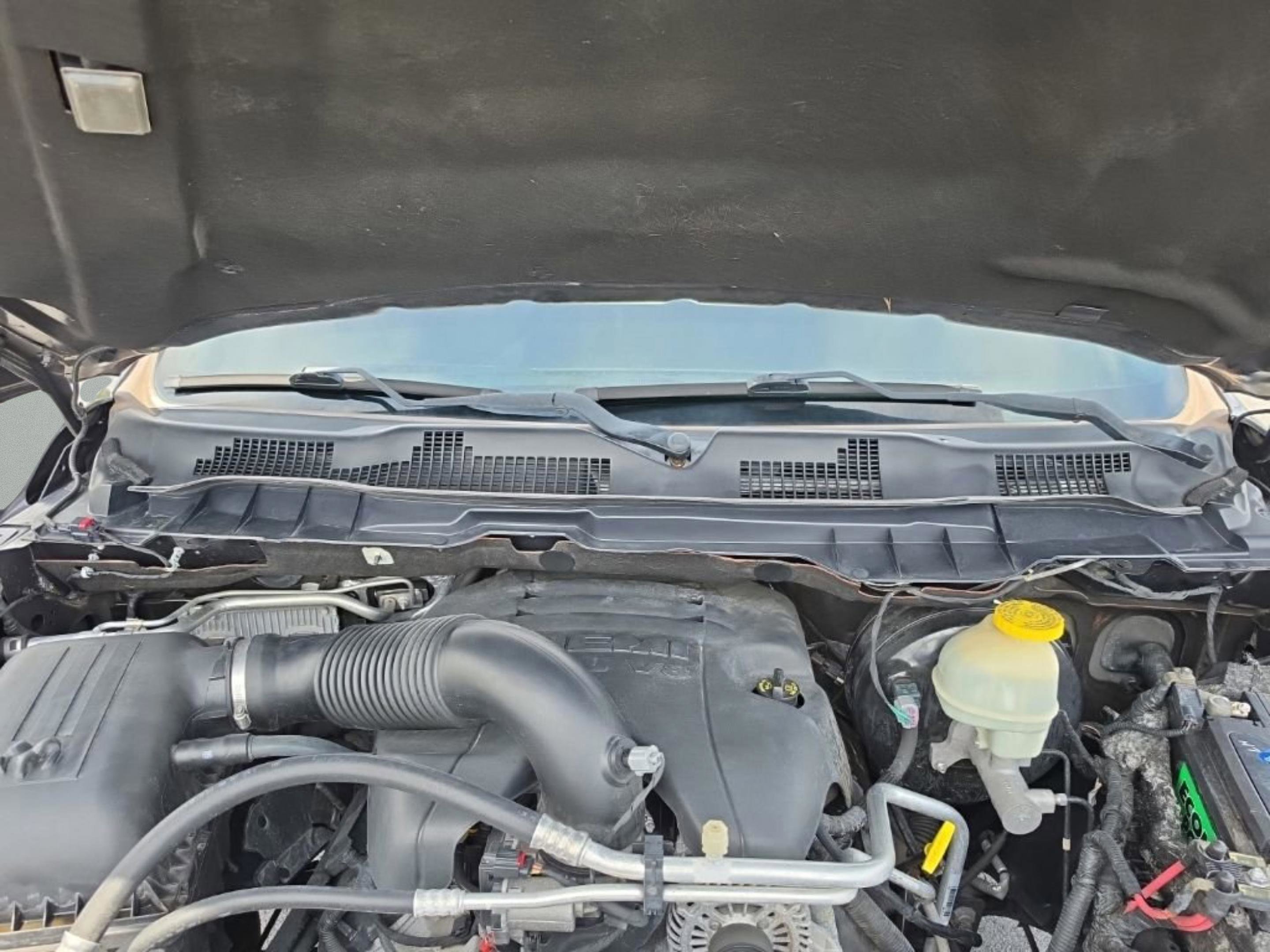 Used 2017 RAM 1500 Laramie w/ Convenience Group RWD image 10