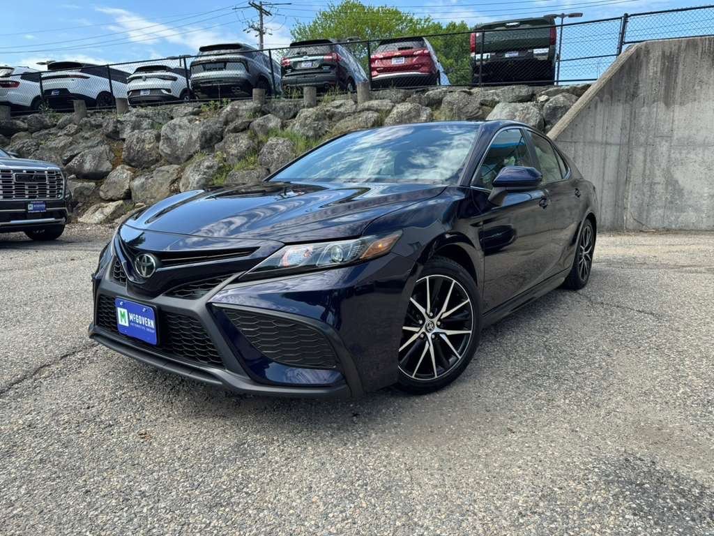 Used 2021 Toyota Camry SE AWD/4WD video 1
