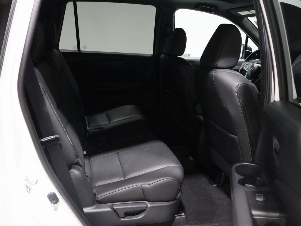 Used 2023 Honda Passport EX-L image 19
