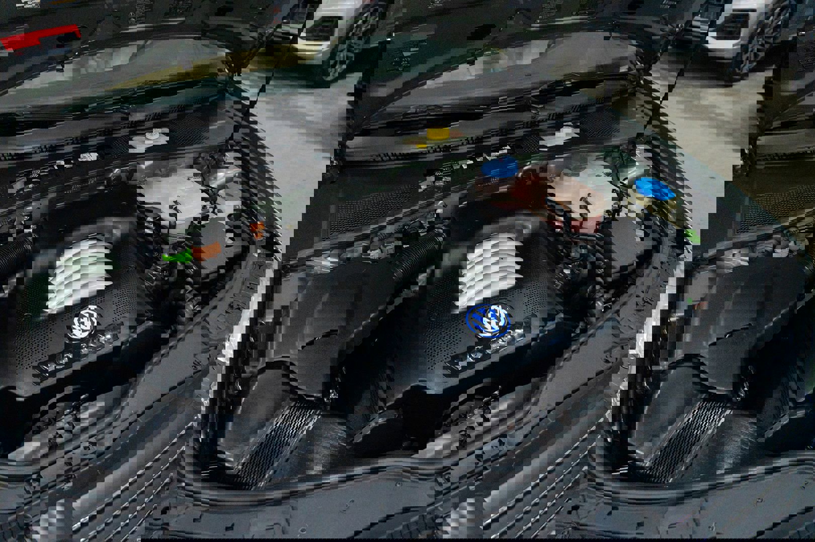 Used 2002 Volkswagen Passat GLX image 42