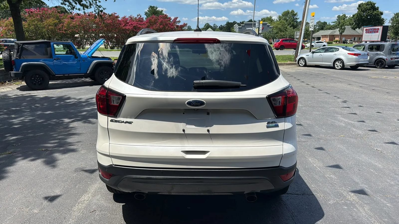 Used 2019 Ford Escape SEL AWD/4WD image 8