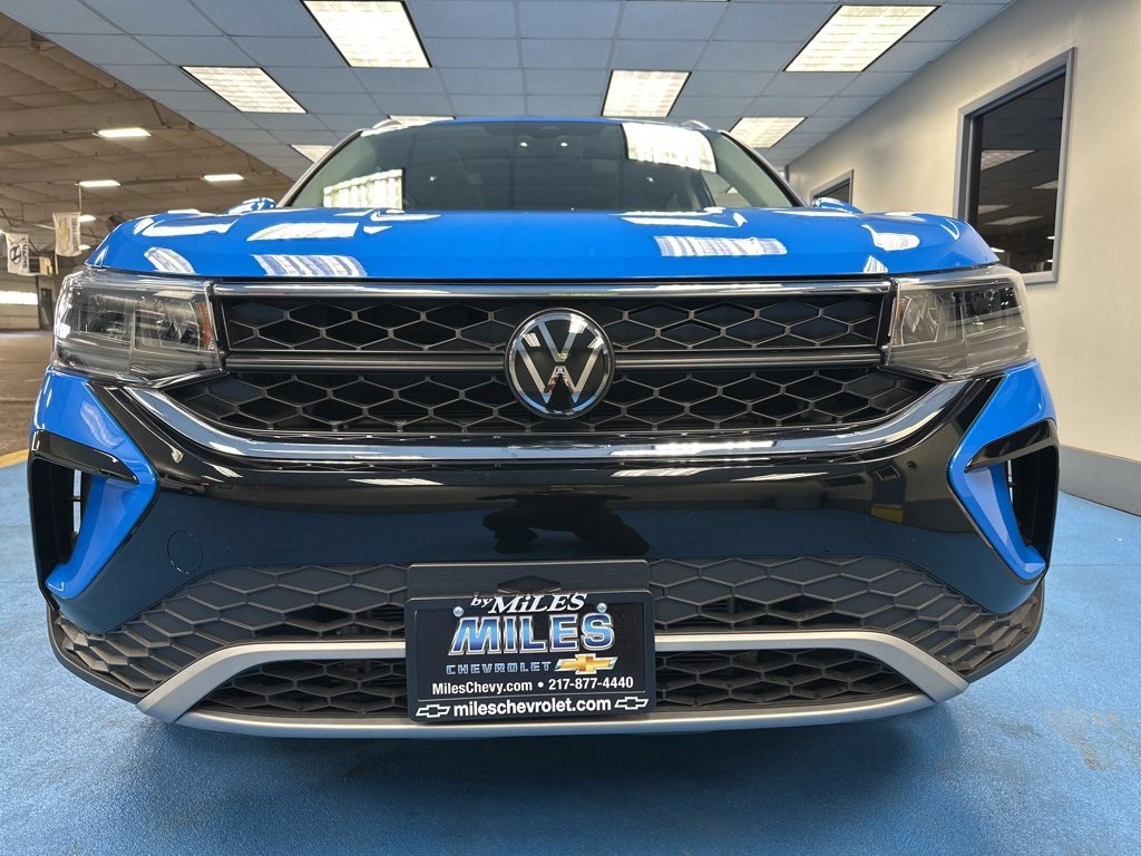 Used 2024 Volkswagen Taos SE image 14