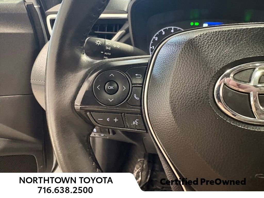 Used 2024 Toyota Corolla Cross AWD Hybrid w/ Moonroof Package image 30