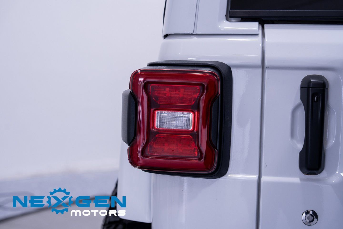 Used 2023 Jeep Wrangler Unlimited Rubicon 392 w/ Xtreme Recon 35" Tire Package image 58