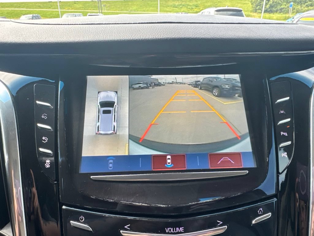 Used 2017 Cadillac Escalade Premium Luxury AWD/4WD image 10