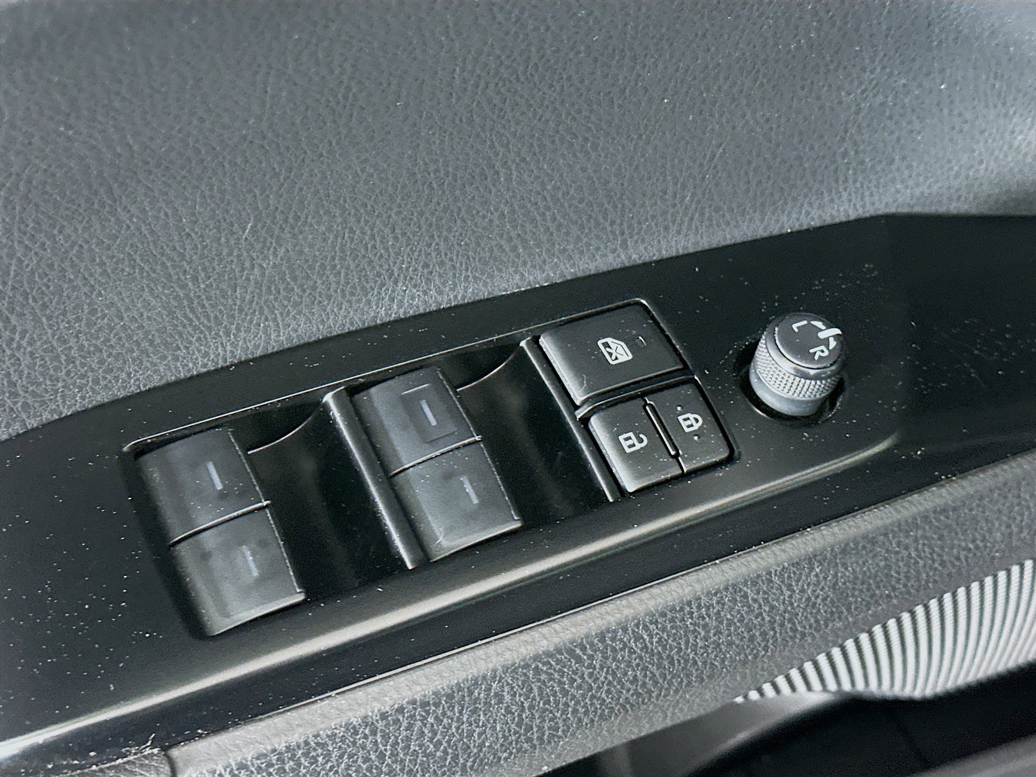 Used 2025 Toyota Camry LE image 15