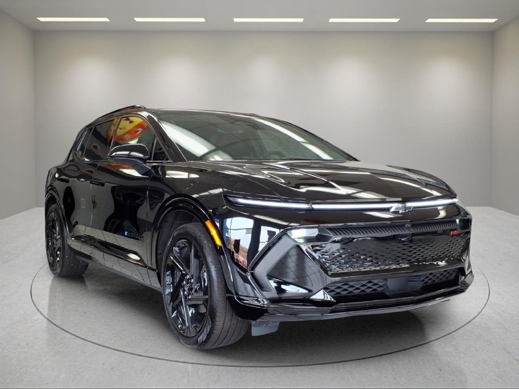 Used 2026 Chevrolet Equinox EV RS FWD image 3