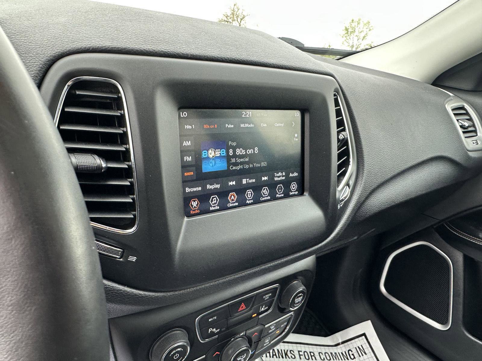 Used 2020 Jeep Compass Latitude AWD/4WD image 29