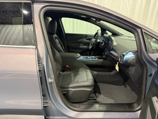 New 2026 Chevrolet Equinox EV LT image 14