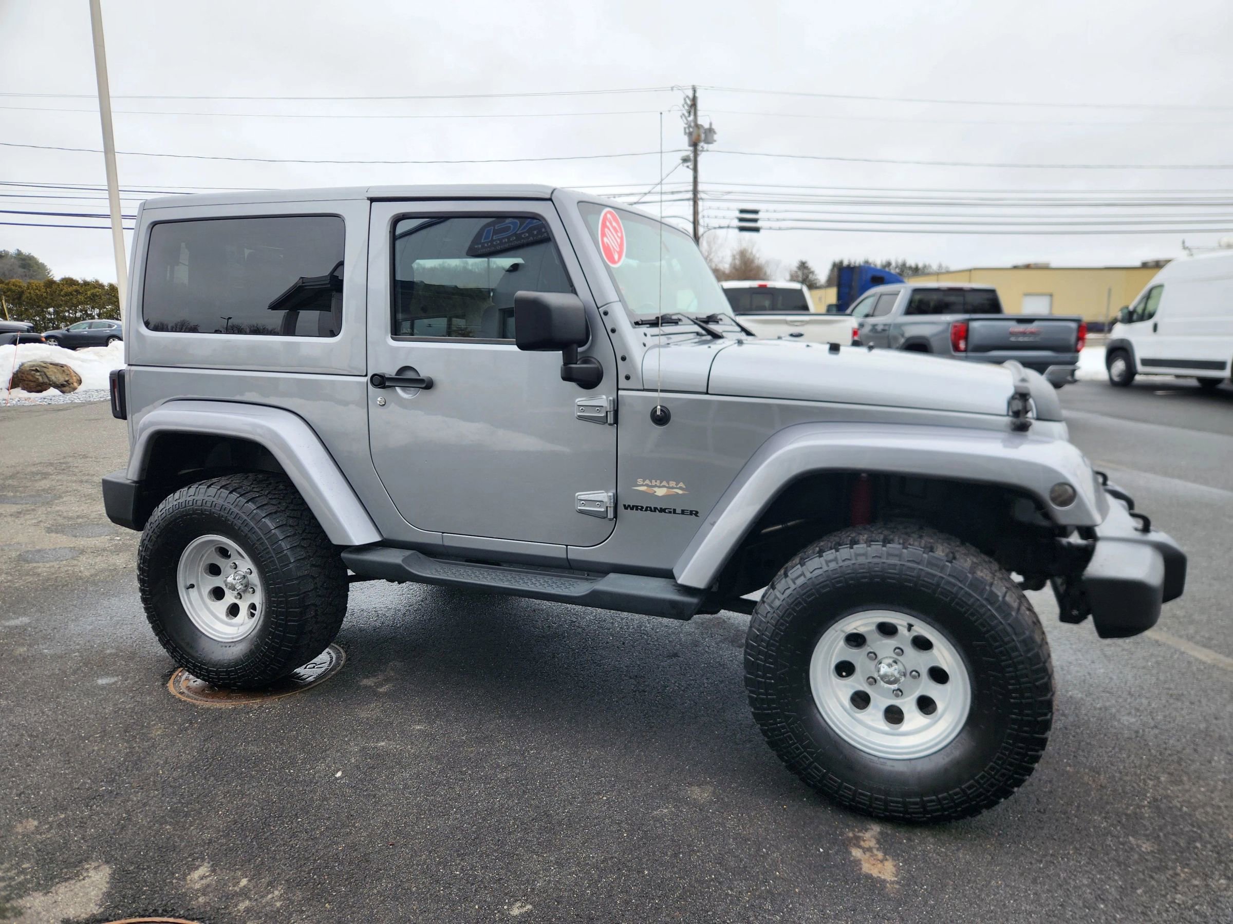 Used 2013 Jeep Wrangler Sahara w/ Dual Top Group image 19