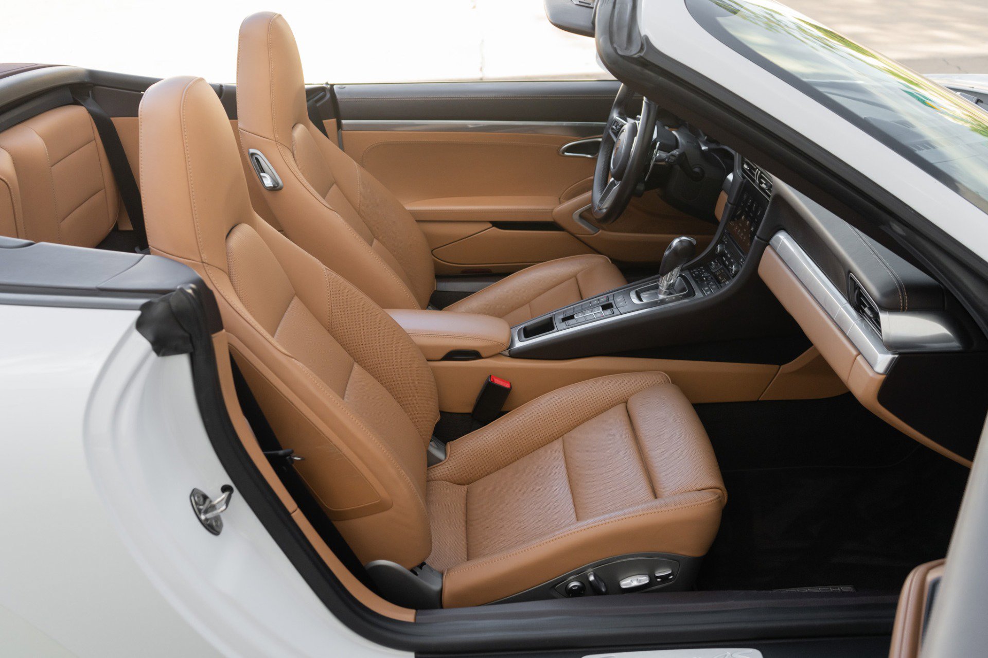 Used 2018 Porsche 911 Carrera 4S image 21