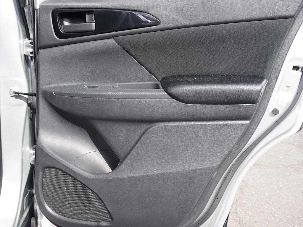 Used 2024 Mitsubishi Eclipse Cross ES image 18