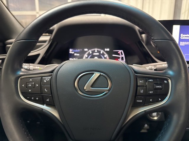 Used 2024 Lexus ES 350 w/ Premium Package image 13