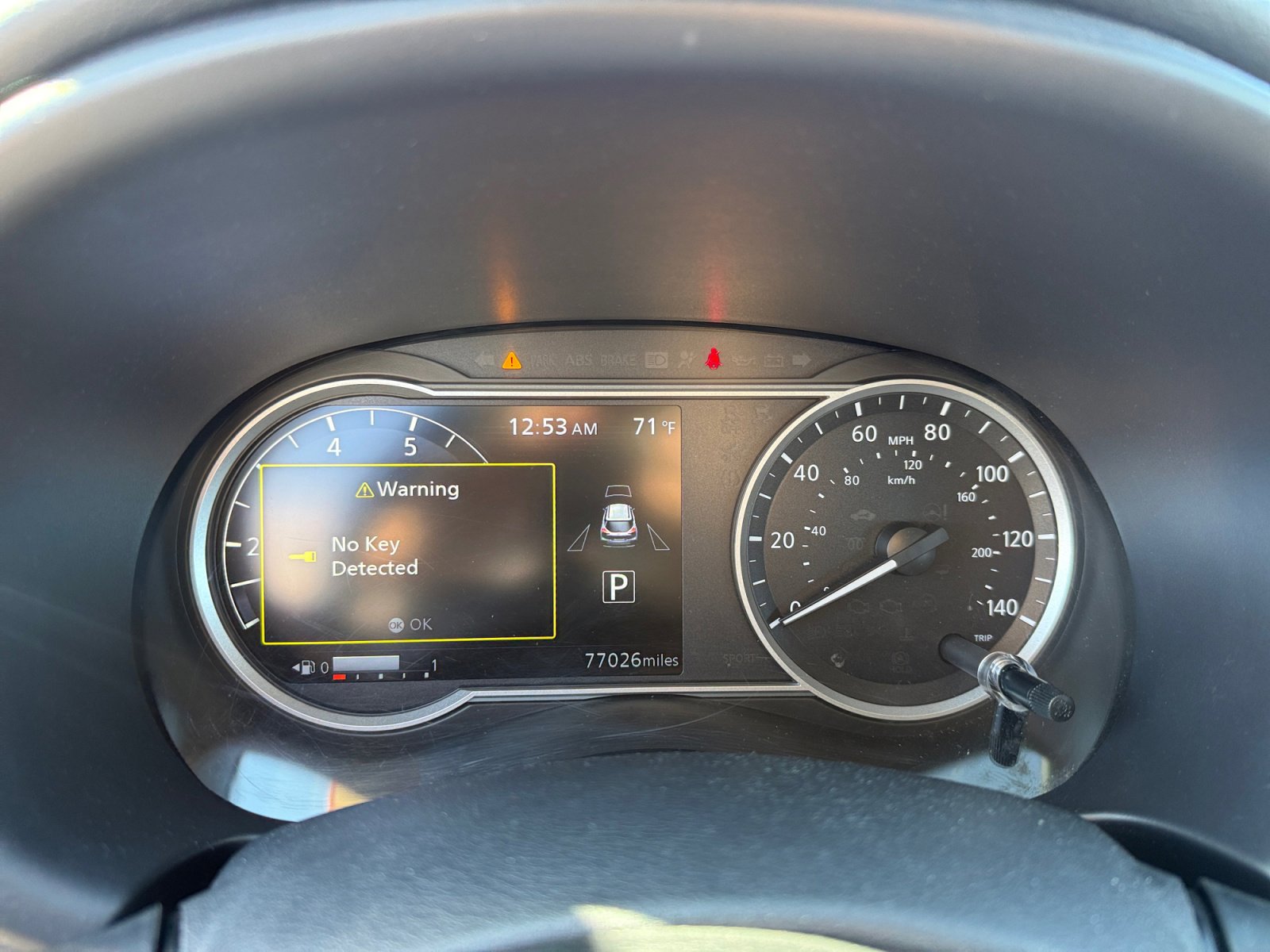 Used 2019 Nissan Kicks SR FWD image 11