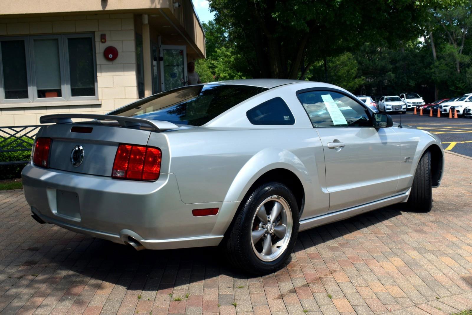 Used 2006 Ford Mustang GT Premium image 12