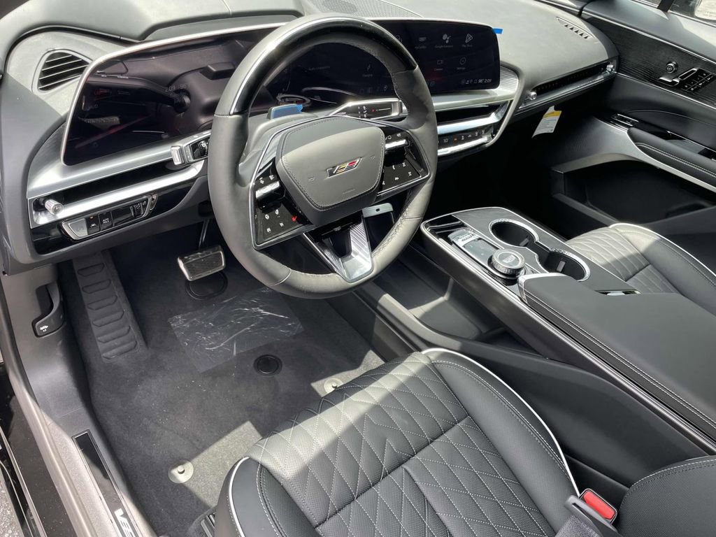 New 2026 Cadillac Lyriq V w/ LPO, Red Accent Package image 19