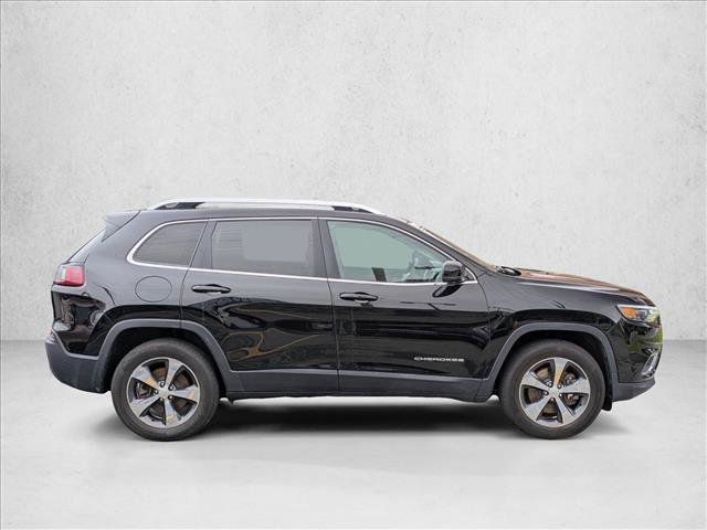 Used 2019 Jeep Cherokee Limited AWD/4WD image 4