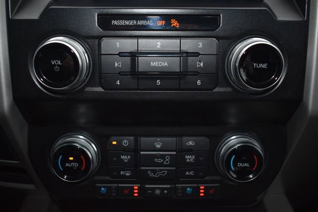 Used 2020 Ford F150 Lariat w/ Equipment Group 502A Luxury image 34