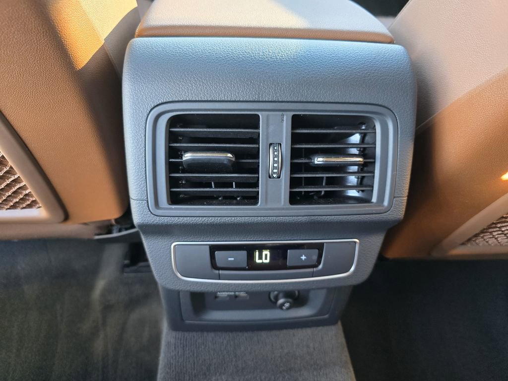 Used 2023 Audi Q5 2.0T Premium w/ Convenience Package image 25