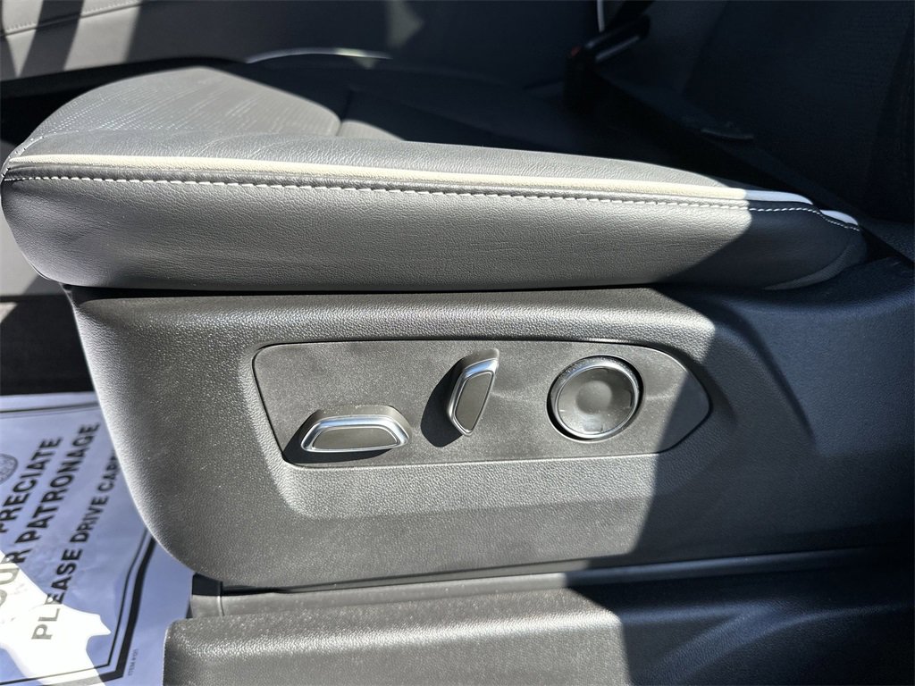 Used 2024 Cadillac Escalade ESV Premium Luxury w/ LPO, Floor Liner Package image 12