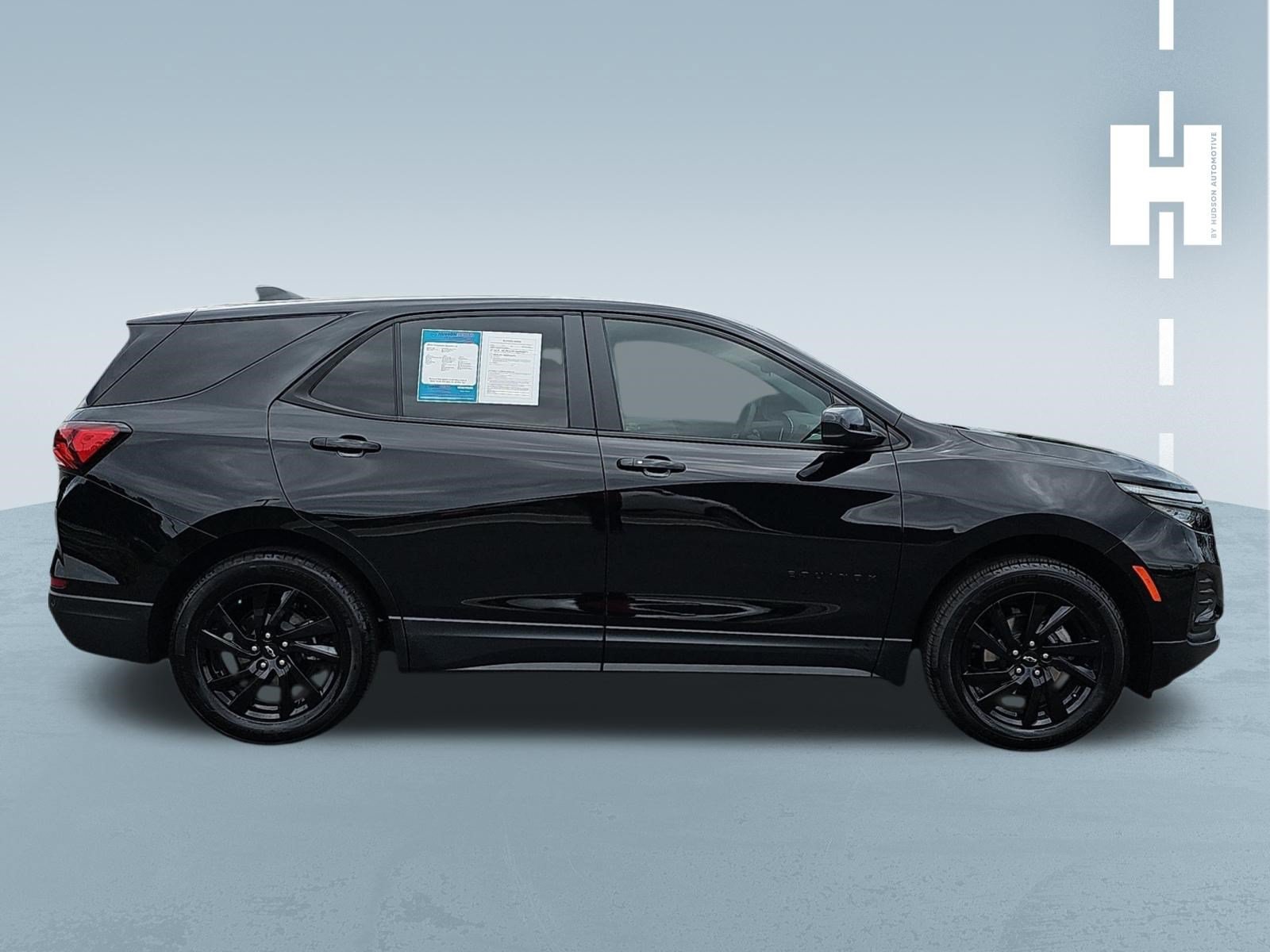 Used 2024 Chevrolet Equinox LS w/ LS Convenience Package FWD image 3