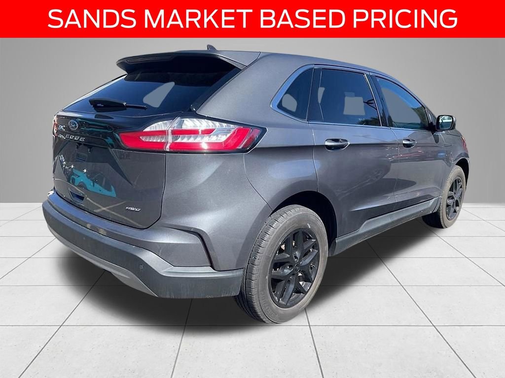 Used 2024 Ford Edge SEL image 4